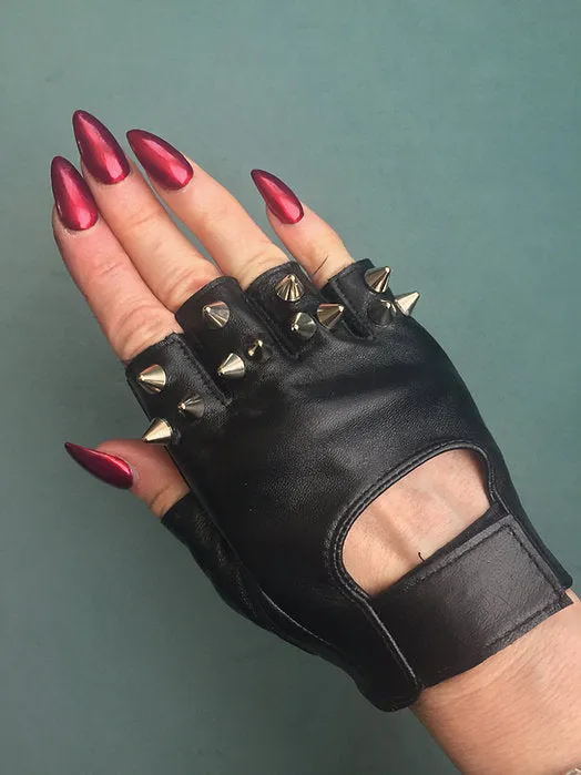 Black Leather Gloves w 3 Silver Spikes