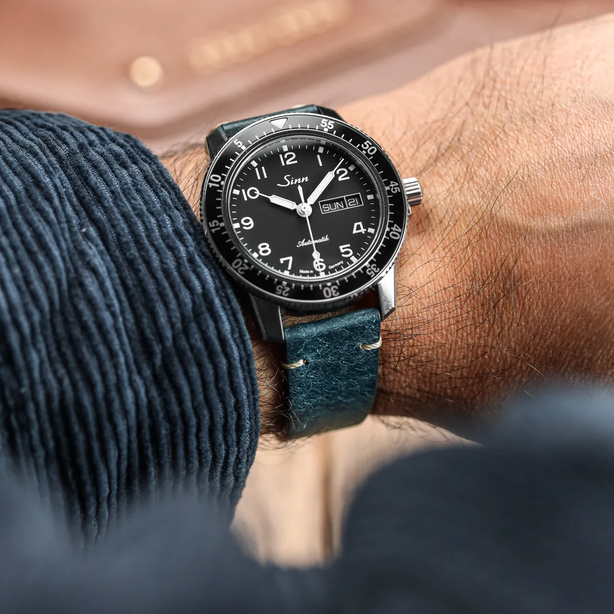 Charlbury V-Stitch Genuine Italian Leather Watch Strap - Ocean Blue