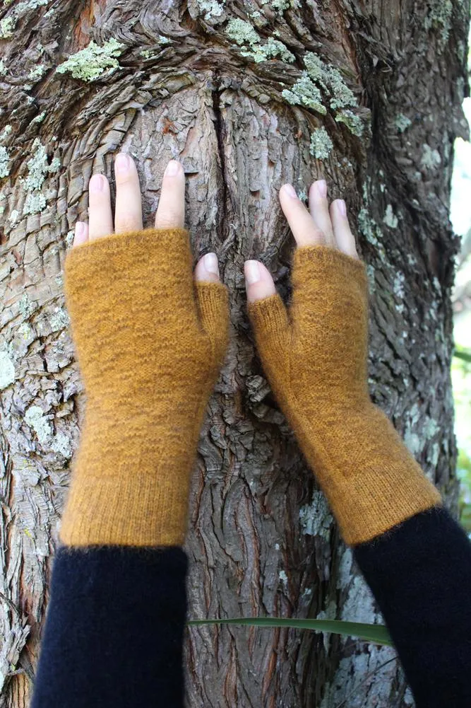 DASH FINGERLESS MITTEN