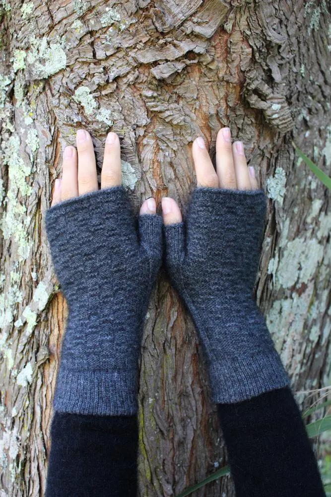 DASH FINGERLESS MITTEN